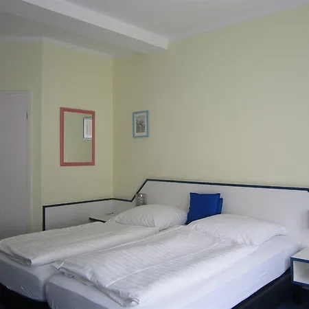 Hotel Kraeme Am Roemer - Self Check In 3*