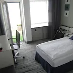 Kraeme Am Roemer - Self Check In 3* Frankfurt nad Mohanem