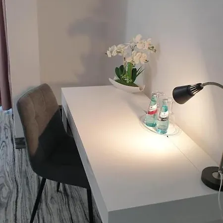 Kraeme Am Roemer - Self Check In 3* フランクフルト