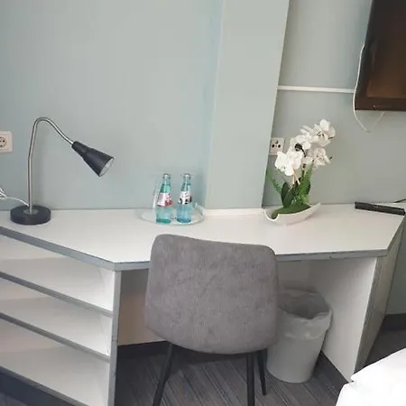 Kraeme Am Roemer - Self Check In 3* 美因河畔法兰克福