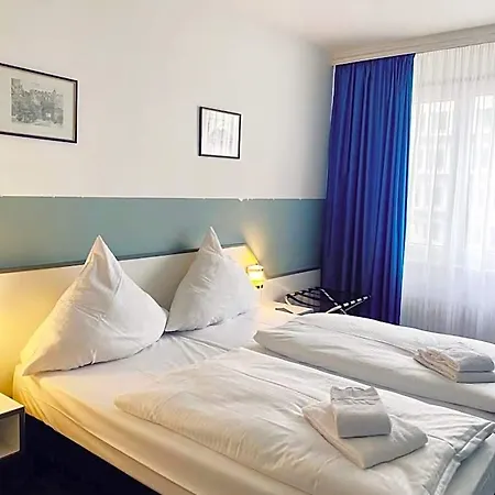 Kraeme Am Roemer - Self Check In Hotel 3*