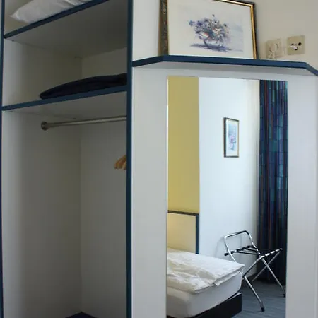 Aparthotel Kraeme Am Roemer - Self Check In 3*