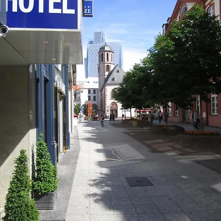 Kraeme Am Roemer - Self Check In Aparthotel Frankfurt am Main