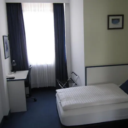 Hotel Kraeme Am Roemer - Self Check In Francfort-sur-le-Main