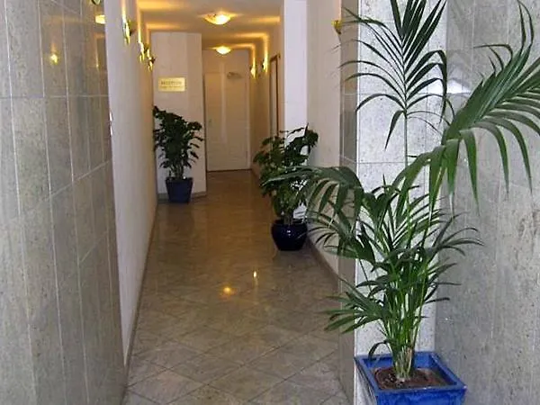 Kraeme Am Roemer - Self Check In アパートホテル 3*