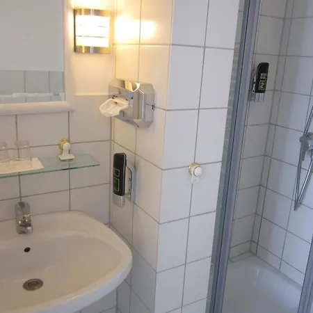 Kraeme Am Roemer - Self Check In 3* 프랑크푸르트