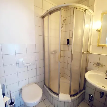 Hotel Kraeme Am Roemer - Self Check In 3*