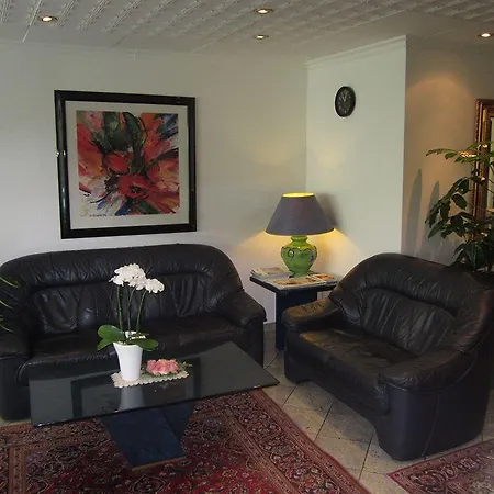 아파트호텔 Kraeme Am Roemer - Self Check In