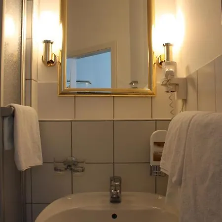 Hotel Kraeme Am Roemer - Self Check In 3*