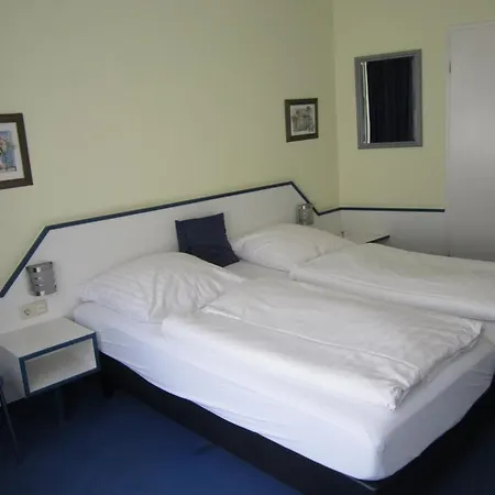 Hotel Kraeme Am Roemer - Self Check In Francoforte sul Meno