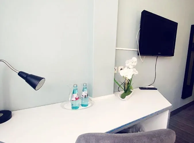 Apartmanhotel Kraeme Am Roemer - Self Check In